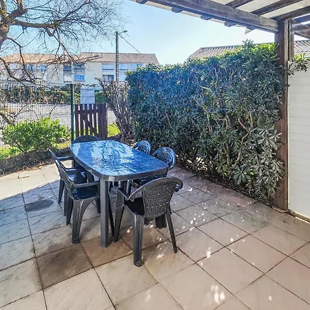 度假居 2 Bedroom Stunning In *