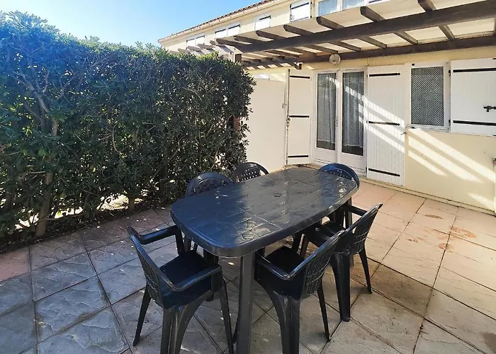 Feriehus 2 Bedroom Stunning In